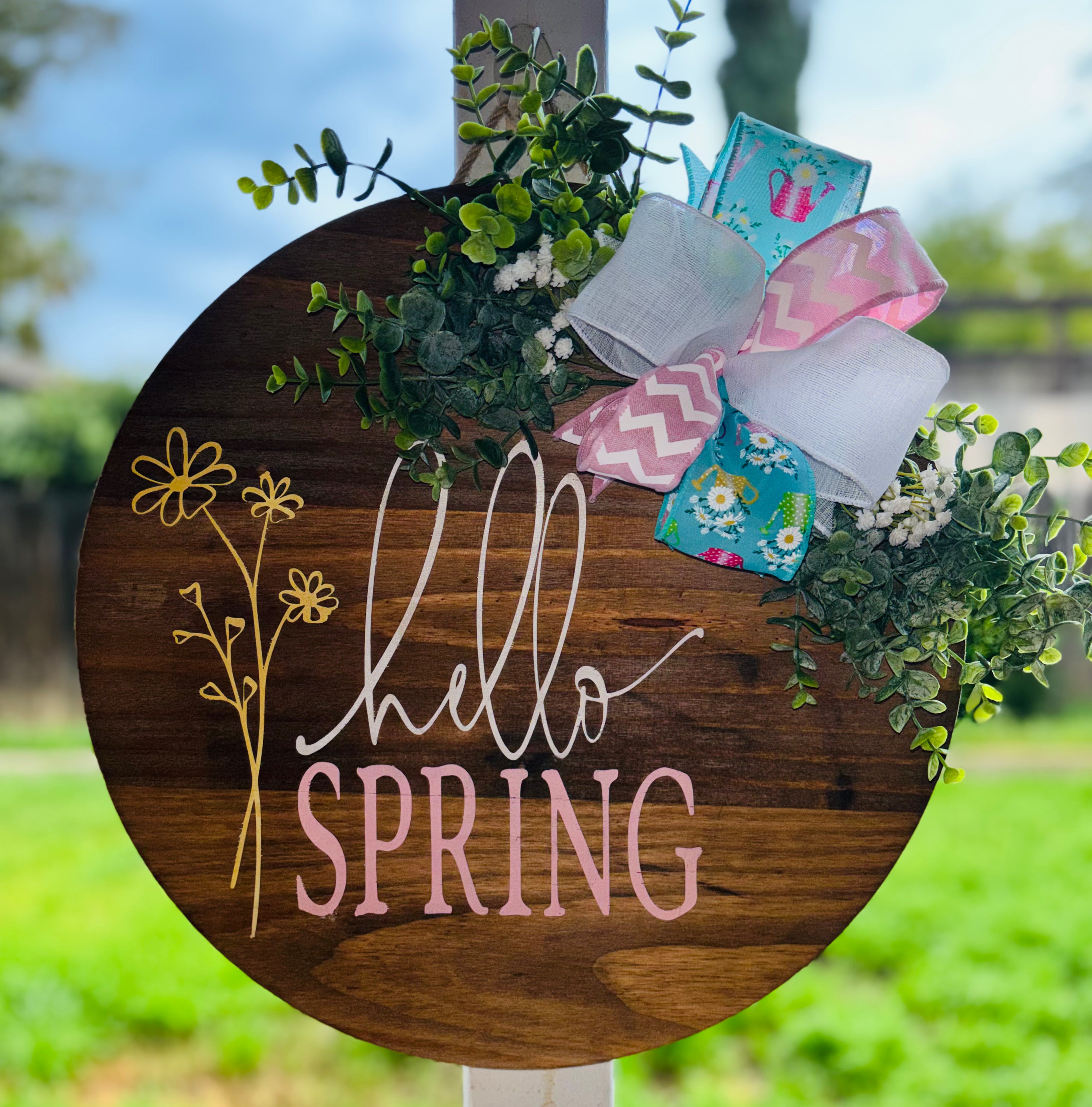 Hello Spring door hanger