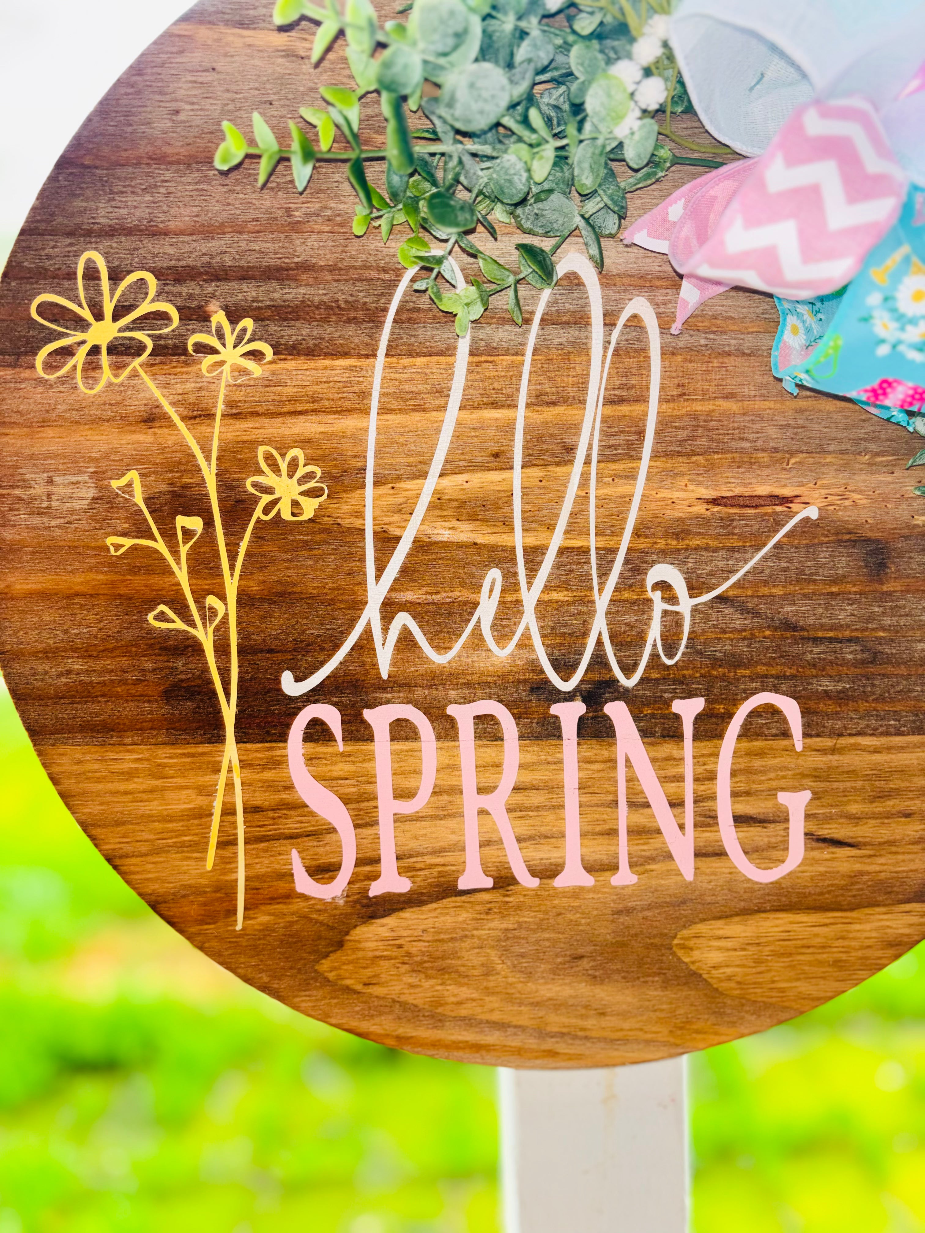 Hello Spring door hanger