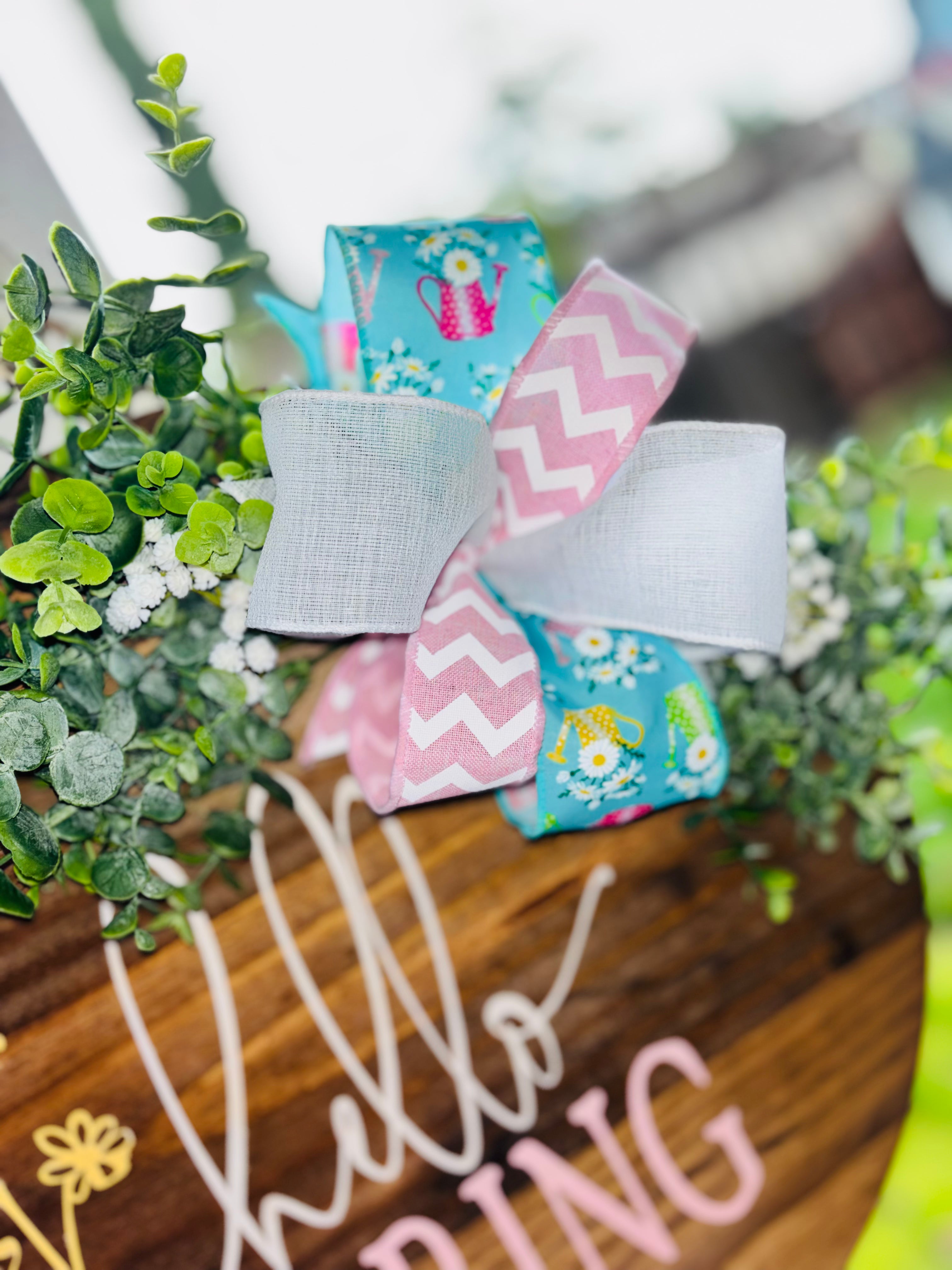 Hello Spring door hanger