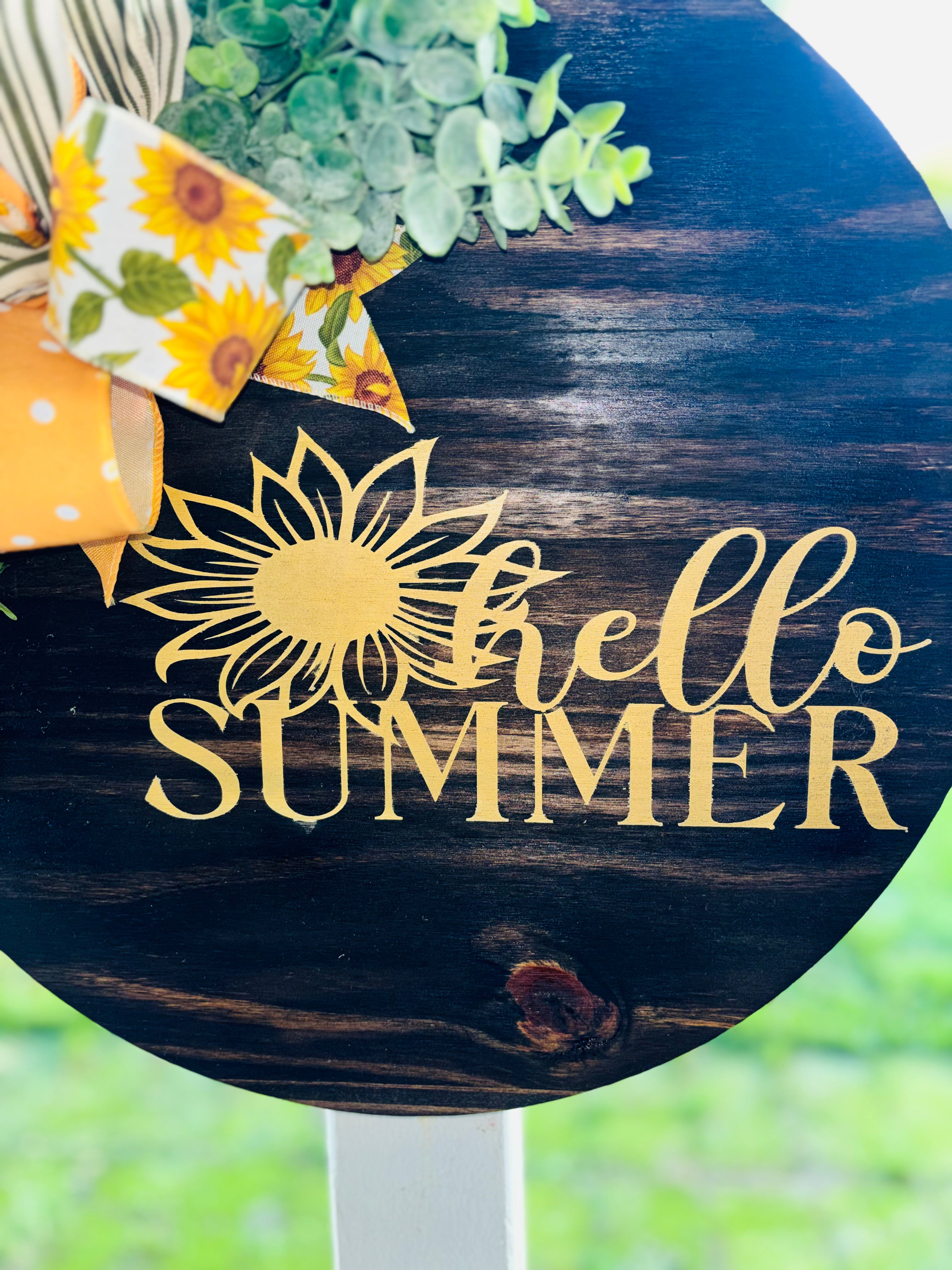 Hello Summer door hanger