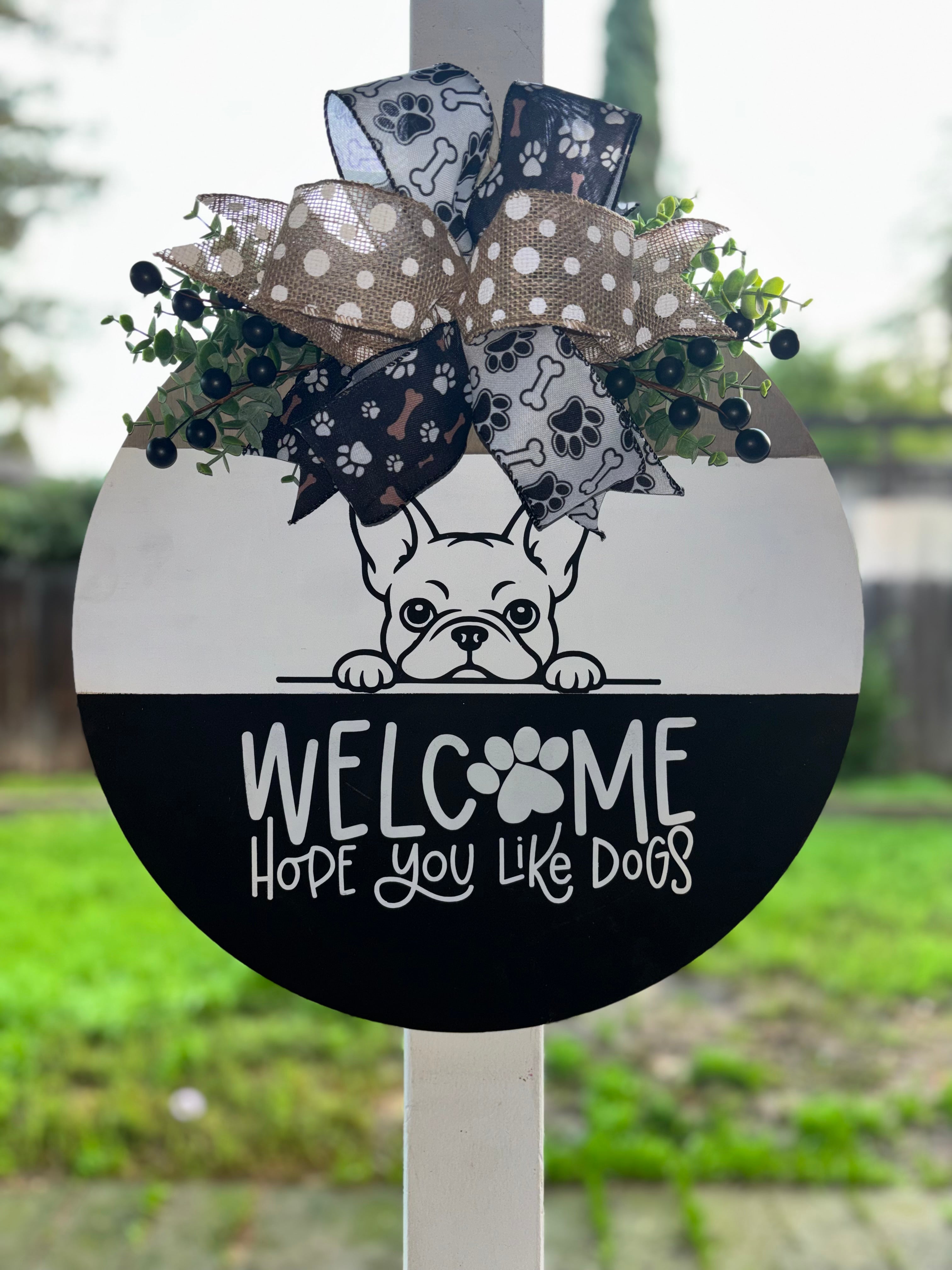 Welcome Door Hanger with dog